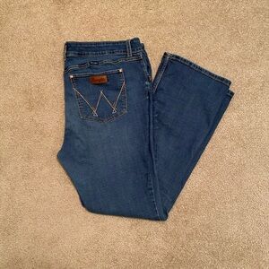Womens’s Plus Wrangler Retro Mae Jeans